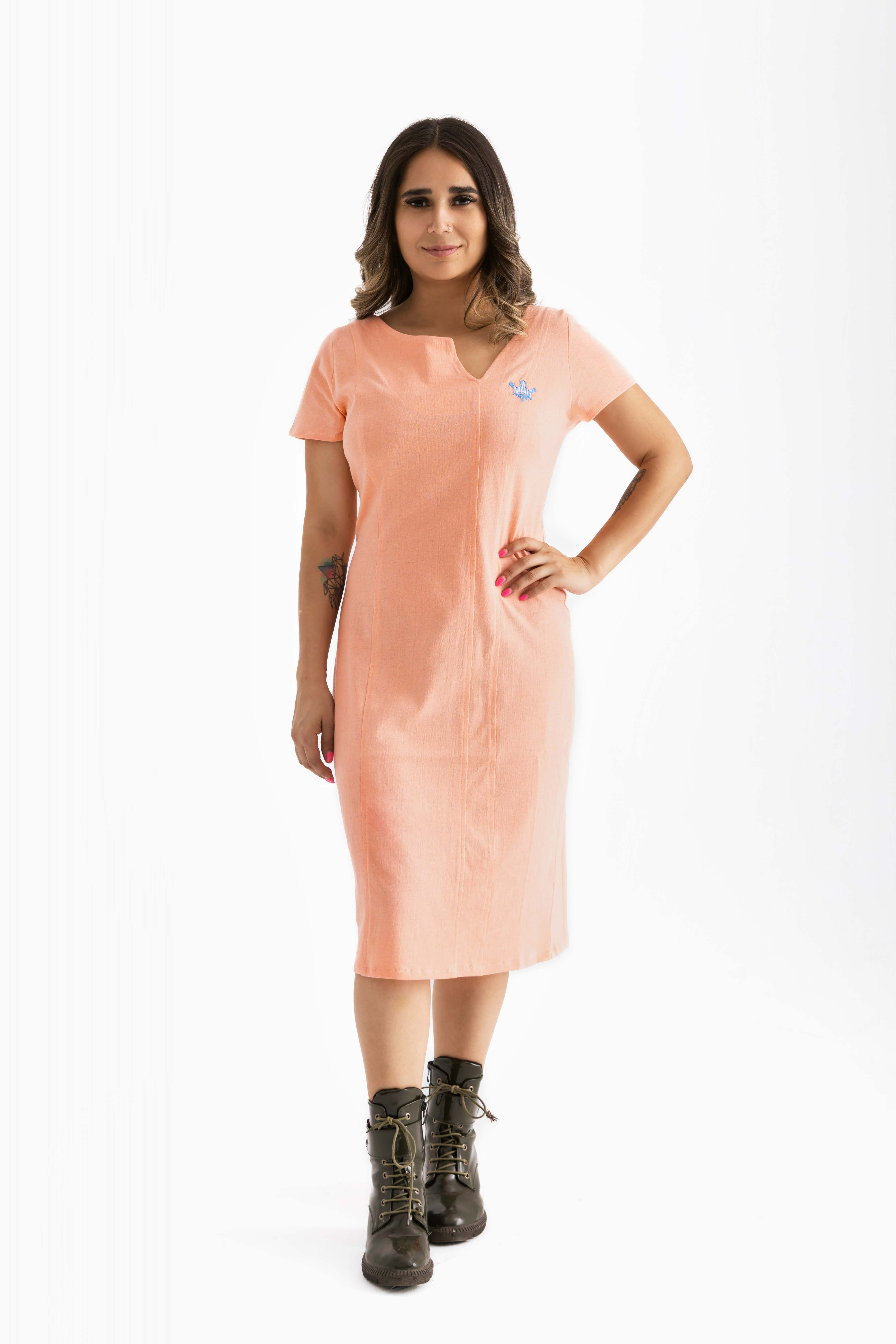 Pastel orange / 65% cotton-35% polyester / Large